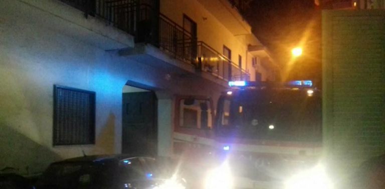 Vigili del Fuoco salvano anziano dalle fiamme a via del Miracolo