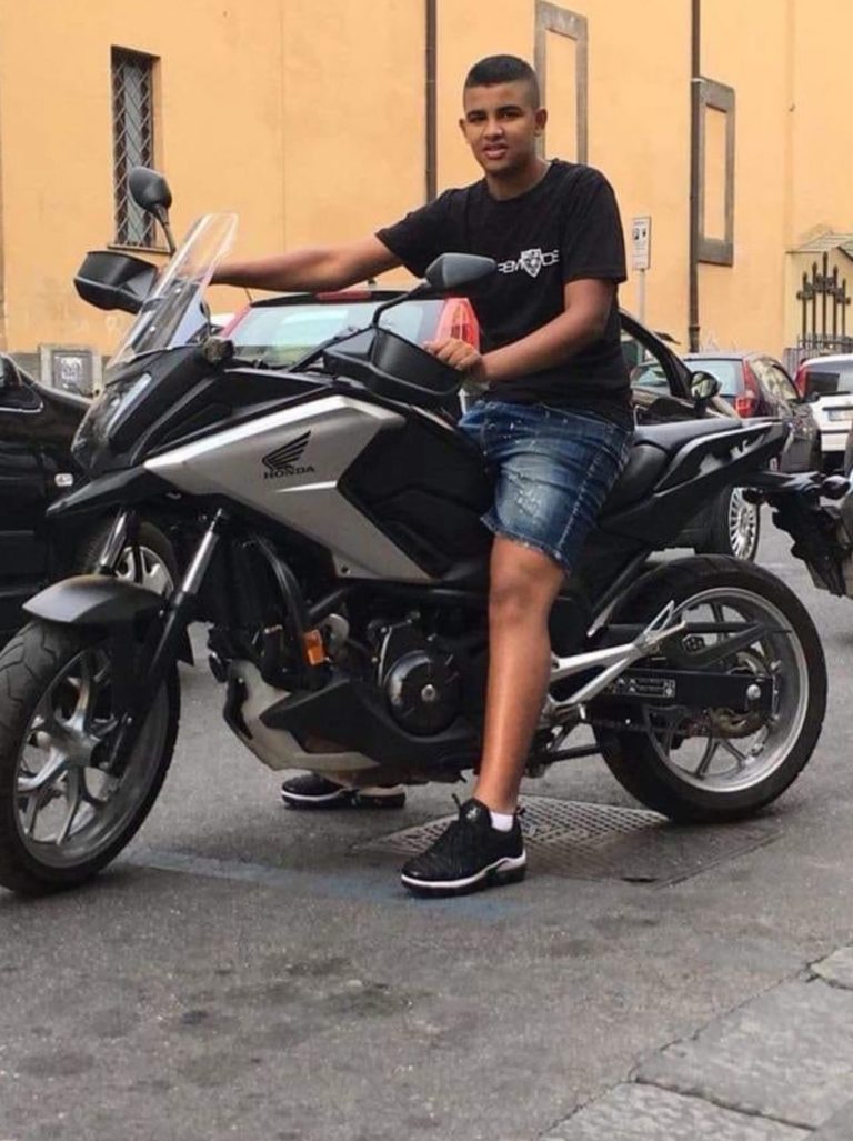 Frattamaggiore in lutto, si è spento Amin Zouhir a soli 19 anni