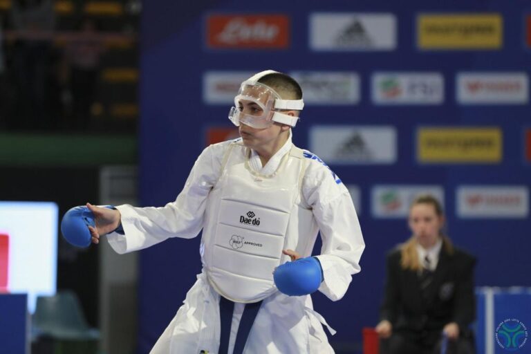 IL TRIONFO. Grande impresa del giovane karateka caivanese Emanuele Marino: stravince il campionato italiano Fijlkam