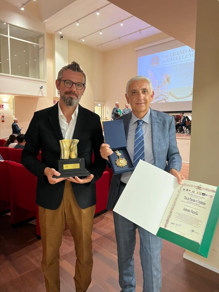 L’EVENTO. Caserta, alla XXV edizione del Premio Internazionale “The Grand Award to Excellence” brillano le eccellenze caivanesi