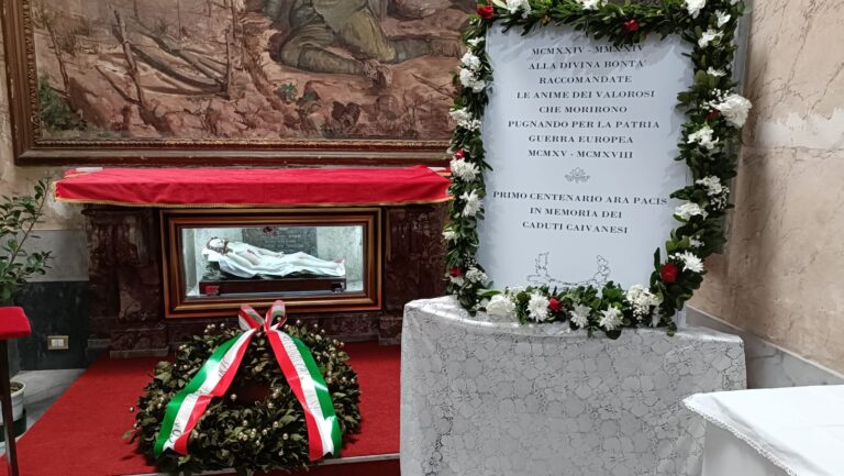 IL CENTENARIO. “Onore ai Caduti della prima guerra mondiale”: al Santuario di Campiglione inaugurata una targa marmorea